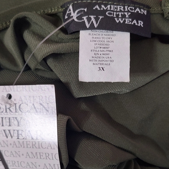 American City Wear Olive Short Sleeve Top with Crisscross Back Size 3X - Picture 4 of 4